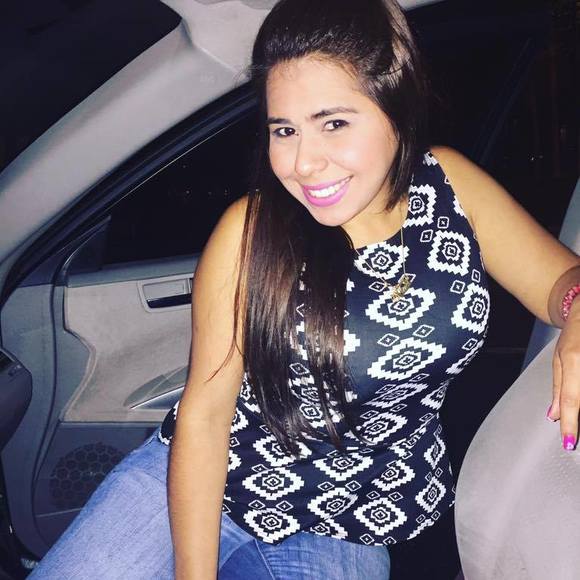 Meet your Posher, Fabiana - Picture 1 of 1